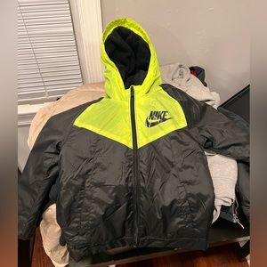 Black and green neon